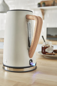 Salton Swan Nordic 1.7 L Cordless Kettle - SK14610WHTN|Bouilloire sans fil Swan de 1,7 l de style nordique - SK14610WHTN