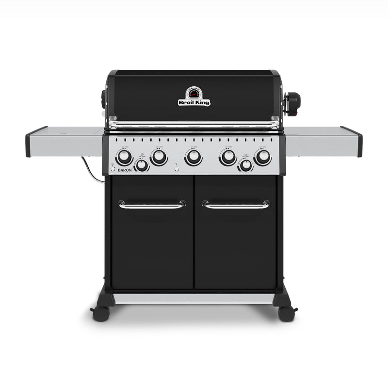 Broil King Baron™ 590 Pro Propane Gas Grill with Side Burner & Rear Rotisserie Burner in Black - 876244|Gril à gaz propane BaronMC 590 PRO noir de Broil King avec brûleur latéral et brûleur arrière de rôtisserie - 876244