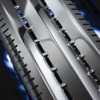 Broil King Porta-Chef™ 320 Propane Gas Grill in Stainless Steel & Black - 952654|Gril à gaz propane Porta-ChefMC 320 en acier inoxydable et noir de Broil King - 952654