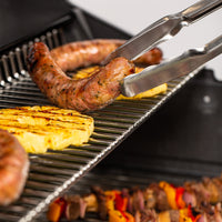 Broil King Baron™ 590 Pro Propane Gas Grill with Side Burner & Rear Rotisserie Burner in Black - 876244|Gril à gaz propane BaronMC 590 PRO noir de Broil King avec brûleur latéral et brûleur arrière de rôtisserie - 876244