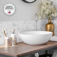 Smart Tiles Peel and Stick 4-Sheet 10 x 10 Backsplash - Ravenna Bianco|Dosseret Smart Tiles peler et coller 10 x 10, 4 feuilles - Ravenna Bianco