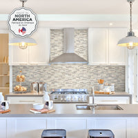 Smart Tiles Peel and Stick 4-Sheet 10 x 10 Backsplash - Crescendo Ciotta|Dosseret Smart Tiles peler et coller 10 x 10, 4 feuilles - Crescendo Ciotta