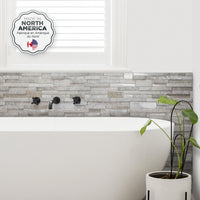 Smart Tiles Peel and Stick 2-Sheet 23 x 11 Backsplash - Pietra Pozzuoli|Dosseret Smart Tiles peler et coller 23 x 11, 2 feuilles - Pietra Pozzuoli