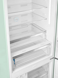 Smeg 18 Cu. Ft. Retro Bottom-Freezer Refrigerator - FAB38URPG|Réfrigérateur Smeg rétro de 18 pi3 à congélateur inférieur - FAB38URPG
