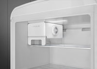 Smeg 19.28 Cu. Ft. Retro Top-Freezer Refrigerator - FAB50URWH3|Réfrigérateur Smeg rétro de 19,28 pi3 à congélateur supérieur - FAB50URWH3