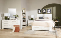 Olivia Bedroom Dresser Mirror, Made in Canada - White | Miroir de commode de chambre à coucher Olivia, fabriqué au Canada - blanc