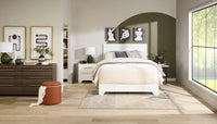 Olivia Bedside 2-Drawer Nightstand, 23.5"W x 25.2"H, Made in Canada - White | Table de nuit Olivia de 23,5 po (L) x 25,2 po (H) à 2 tiroirs, fabriquée au Canada - blanche