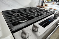 Maytag 5.8 Cu. Ft. Gas Range with Air Fry - MGS8800PZ  | Cuisinière à gaz Maytag de 5,8 pi3 avec friture à air - MGS8800PZ  | MGS880PZ