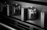 Maytag 30" 5 Cu. Ft. Slide-In Gas Range - Fingerprint Resistant Stainless Steel - MSGS7030SZ | Cuisinière à gaz encastrée Maytag de 5 pi3 et de 30 po - acier inoxydable résistant aux traces de doigts - MSGS7030SZ