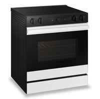 Samsung Bespoke 6.3 Cu. Ft. Electric Range with Oven Camera - NSE6DB870012AC | Cuisinière électrique Bespoke Samsung de 6,3 pi3 avec caméra de four - NSE6DB870012AC | NSE6D87W