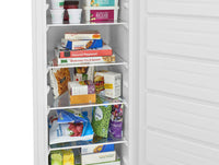 Frigidaire 7 Cu. Ft. Garage-Ready Upright Freezer - White - FFUE0725AW | Congélateur vertical Frigidaire de 7 pi³ qui convient à une installation dans un garage - blanc - FFUE0725AW | FFUE072W