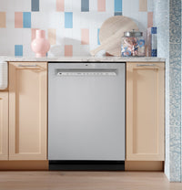 GE Front-Control Dishwasher with Sanitize Cycle - GDF650SYVFS | Lave-vaisselle GE à commandes à l’avant avec cycle de désinfection - GDF650SYVFS | GDF650VS