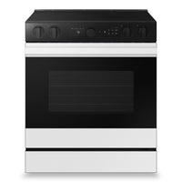 Samsung Bespoke 6.3 Cu. Ft. Electric Range with Oven Camera - NSE6DB870012AC | Cuisinière électrique Bespoke Samsung de 6,3 pi3 avec caméra de four - NSE6DB870012AC | NSE6D87W