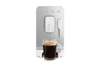Smeg Fully Automatic Espresso Maker with Milk Wand - BCC02WHMUS|Machine à espresso Smeg entièrement automatique avec buse vapeur - BCC02WHMUS