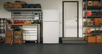 Frigidaire 30" 18 Cu. Ft. Garage-Ready Top-Freezer Refrigerator - White - FFHT1814YW | Réfrigérateur Frigidaire de 18 pi3 et de 30 po à congélateur supérieur qui convient à une installation dans un garage - blanc - FFHT1814YW
