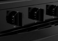Whirlpool 5 Cu. Ft. Gas Range with Air Fry and Self-Clean - Black - WFGS5030RB  | Cuisinière à gaz Whirlpool de 5 pi³ avec friture à air et autonettoyage - noire - WFGS5030RB  | WFGS50RB