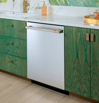 Café 24" 39 dBA Smart Top-Control CustomFit Dishwasher with Third Rack - Stainless Steel - CDT888P2VS1 | Lave-vaisselle intelligent Café CustomFit de 24 po et de 39 dBA avec commandes sur le dessus et 3e panier - acier inoxydable - CDT888P2VS1 | CDT888P2