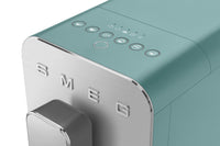 Smeg Fully Automatic Espresso Maker with Milk Container - Matte Emerald Green - BCC13EGMUS | Machine à espresso Smeg entièrement automatique avec contenant de lait - vert émeraude mat - BCC13EGMUS | BCC13EGM