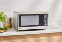 Panasonic 1.3 Cu. Ft. Countertop Microwave with Air Fry - NNCD66NSCF | Four à micro-ondes de comptoir Panasonic de 1,3 pi3 avec friture à air - NNCD66NSCF | NNCD66CF