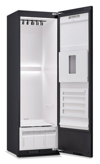 LG Styler Steam Closet with TrueSteam® Technology and Dynamic MovingHanger™ - SC5GMR80H  | Système d’entretien de vêtements à la vapeur StylerMD de LG avec technologie TrueSteamMD et cintre mobile Dynamique MovingHangerMC - SC5GMR80H
