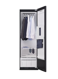 LG Styler Steam Closet with TrueSteam® Technology and Dynamic MovingHanger™ - SC5GMR80H  | Système d’entretien de vêtements à la vapeur StylerMD de LG avec technologie TrueSteamMD et cintre mobile Dynamique MovingHangerMC - SC5GMR80H