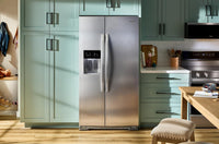 Whirlpool 36" 21 Cu. Ft. Side-by-Side Refrigerator - Fingerprint-Resistant Stainless - WRSC6536RZ | Réfrigérateur Whirlpool de 21 pi³ et de 36 po à compartiments juxtaposés - acier inoxydable résistant aux traces de doigts - WRSC6536RZ