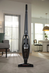 Electrolux WellQ7 2-in-1 Cordless Stick Pet Vacuum - EHVS35P2AI | Aspirateur-balai sans fil 2 en 1 WellQ7 d’Electrolux pour animaux de compagnie - EHVS35P2AI | EHVS35P2