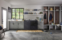 Maytag 6.0 Cu. Ft. Pet Pro Smart Top-Load Washer and 7.4 Cu. Ft. Electric Dryer – Midnight Steel  | Laveuse intelligente à chargement par le haut de 6,0 pi³ et sécheuse électrique de 7,4 pi³ Animal Pet Pro de Maytag - acier minuit