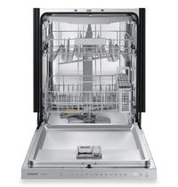 Samsung 24" 46 dBA Smart Built-In Dishwasher with StormWash™ - Stainless Steel - DW80CG5450SRAA | Lave-vaisselle intelligent encastré Samsung de 24 po et de 46 dBA avec StormWashMC - acier inoxydable - DW80CG5450SRAA | DW80CG5A