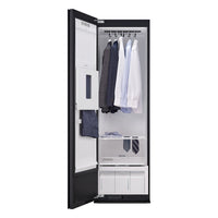 LG Styler Steam Closet with TrueSteam® Technology and Dynamic MovingHanger™ - SC5MAR4G | Système d’entretien de vêtements à la vapeur StylerMD de LG avec technologie TrueSteamMD et cintre mobile Dynamique MovingHangerMC - SC5MAR4G