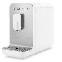 Smeg Fully Automatic Espresso Maker - BCC01WHMUS|Machine à espresso Smeg entièrement automatique - BCC01WHMUS