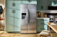 Whirlpool 36" 28.7 Cu. Ft. Side-by-Side Refrigerator – Fingerprint-Resistant Stainless - WRSF6536RZ | Réfrigérateur Whirlpool de 28,7 pi³ et de 36 po à compartiments juxtaposés - acier inoxydable résistant aux traces de doigts - WRSF6536RZ