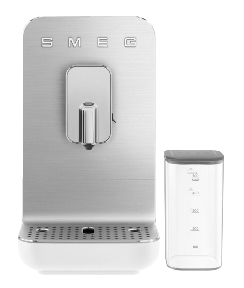 Smeg Fully Automatic Espresso Maker with Milk Container - Matte White - BCC13WHMUS | Machine à espresso Smeg entièrement automatique avec contenant de lait - blanc mat - BCC13WHMUS | BCC13WHM