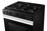 Samsung Bespoke 6 Cu. Ft. Gas Range with Oven Camera - NSG6DB870012AA | Cuisinière à gaz Bespoke Samsung de 6,3 pi3 avec caméra de four - NSG6DB870012AA/AC | NSG6D87W