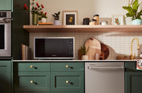 KitchenAid 1.6 Cu. Ft. Countertop Microwave – PrintShield Stainless Steel - YKMCS122SPS | Four à micro-ondes de comptoir KitchenAid de 1,6 pi3 - acier inoxydable PrintShieldMC - YKMCS122SPS