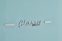 Classic Retro by Unique 24" 12 Cu. Ft. Bottom-Freezer Refrigerator - Ocean Mist Turquoise - UGP-340L T AC | Réfrigérateur Classic Rétro par Unique de 24 po et de 12 pi3 à congélateur inférieur - turquoise brume marine - UGP-340L T AC | U340LTAC