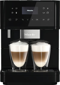 Miele CM 6160 Milk Perfection Espresso Machine | Machine à espresso Milk Perfection CM 6160 de Miele