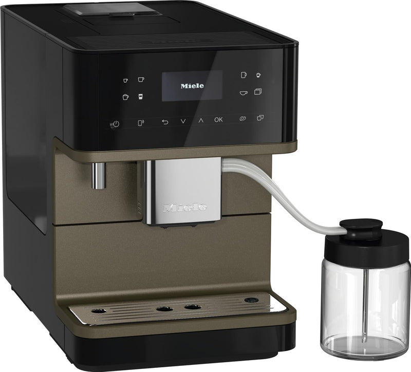 Miele CM 6360 Milk Perfection Obsidian Black With Bronze Pearl Finish Espresso Machine | Machine à espresso Milk Perfection CM 6360 de Miele noir obsidienne avec fini perle bronze