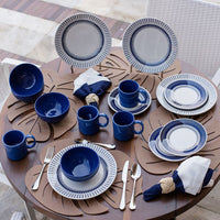 Actual 16-Piece Dinnerware Set - Blue Ivory  | Service de vaisselle Actual 16 pièces - bleu et ivoire  | D87EM59O