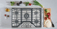Café 30" Built-In 5-Burner Gas Cooktop - CGP95302MS1 - Gas Cooktop in Stainless Steel with Brushed Stainless Knobs