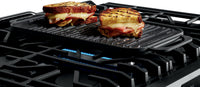 Frigidaire Gallery 5.4 Cu. Ft. Front-Control Convection Gas Range with Air Fry - FGGH3047VD