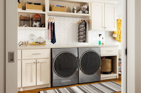Whirlpool 5.8 Cu. Ft. Smart Front-Load Washer and 7.4 Cu. Ft. Gas Dryer with Steam - Chrome Shadow|Laveuse à chargement frontal profondeur placard 5,8 pi³ et sécheuse gaz 7,4 pi³ Whirlpool|WHFL96GC