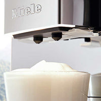 Miele CM 6360 Milk Perfection Obsidian Black With Clean Steel Metallic Finish Espresso Machine | Machine à espresso Milk Perfection CM 6360 de Miele noir obsidienne avec fini acier métallique pur
