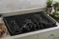GE 30" Built-In Gas Cooktop - JGP5030DLBB - Gas Cooktop in Black