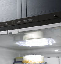 GE 24.8 Cu. Ft. Bottom-Freezer Refrigerator - GDE25EYKFS | Réfrigérateur GE de 24,8 pi³ à congélateur inférieur - GDE25EYKFS | GDE25EYS