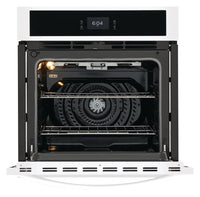 Frigidaire 5.3 Cu. Ft. Single Electric Wall Oven - FCWS2727AW | Four mural électrique simple Frigidaire de 5,3 pi3 - FCWS2727AW | FCWS272W
