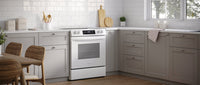 Frigidaire 5.3 Cu. Ft. Front-Control Electric Range - FCFE306CAW  | Cuisinière électrique Frigidaire de 5,3 pi3 avec commandes à l’avant - FCFE306CAW  | FCFE306W
