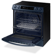 Samsung Bespoke 6.3 Cu. Ft. Slide-In Electric Range with True Convection - NE63A8711QN/AC | Cuisinière électrique encastrée Bespoke Samsung de 6,3 pi3 à convection véritable - NE63A8711QN/AC | NE63A8NS