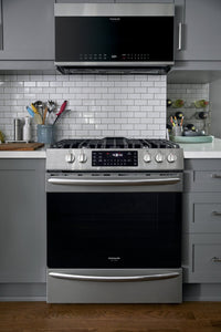 Frigidaire Gallery 1.5 Cu. Ft. Over-The-Range Microwave - FGBM15WCVF | Four à micro-ondes à hotte intégrée Frigidaire Gallery de 1,5 pi3 - FGBM15WCVF | FGBM15VF