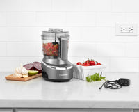Cuisinart EvolutionX™ Cordless Rechargeable 4-Cup Chopper - RMC-100C | Hachoir rechargeable de 4 tasses sans fil EvolutionXMC de Cuisinart - RMC-100C | RMC100SC